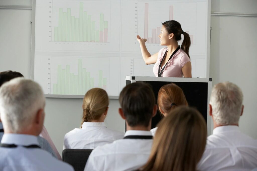 Google Business Manager talking to customer